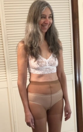 sub sarah loves her dom         