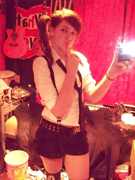 XXX Schoolgirl From SmutDates.com