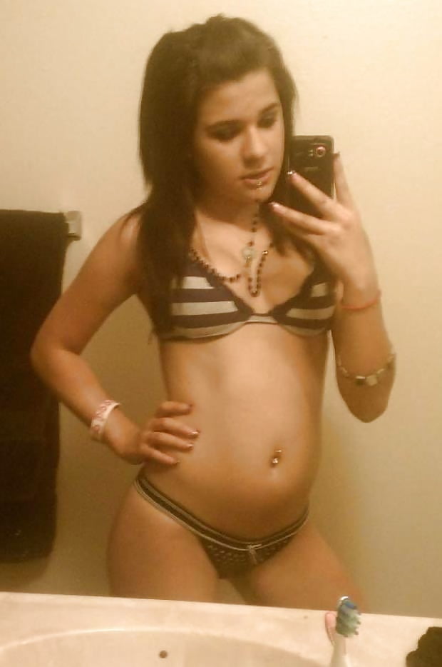 XXX SELFIES 2 --mdm