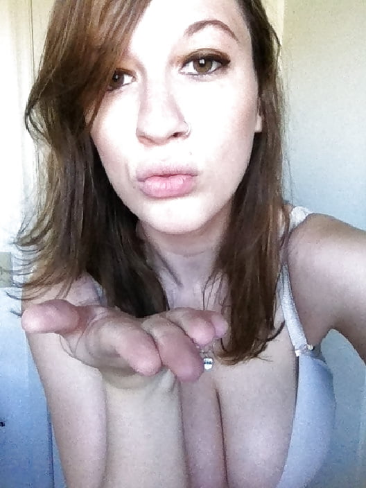 XXX Big Boobs Teen Sluts Selfies