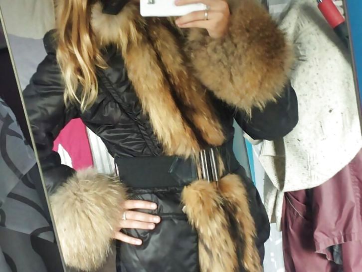 XXX Amateur girls in fur