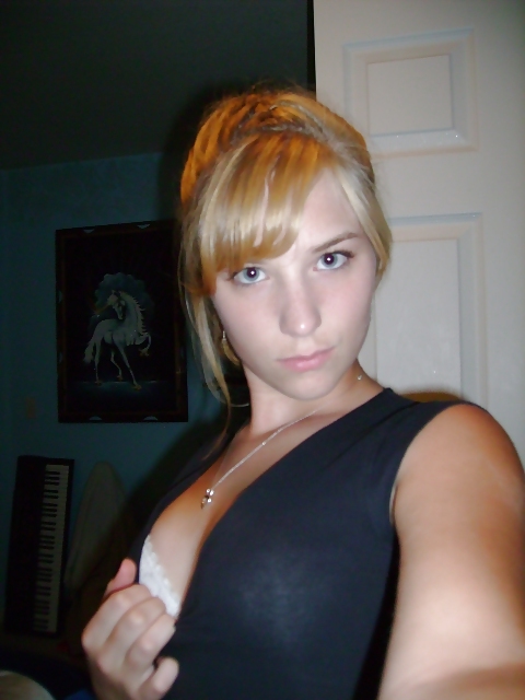 XXX Amateur Teen