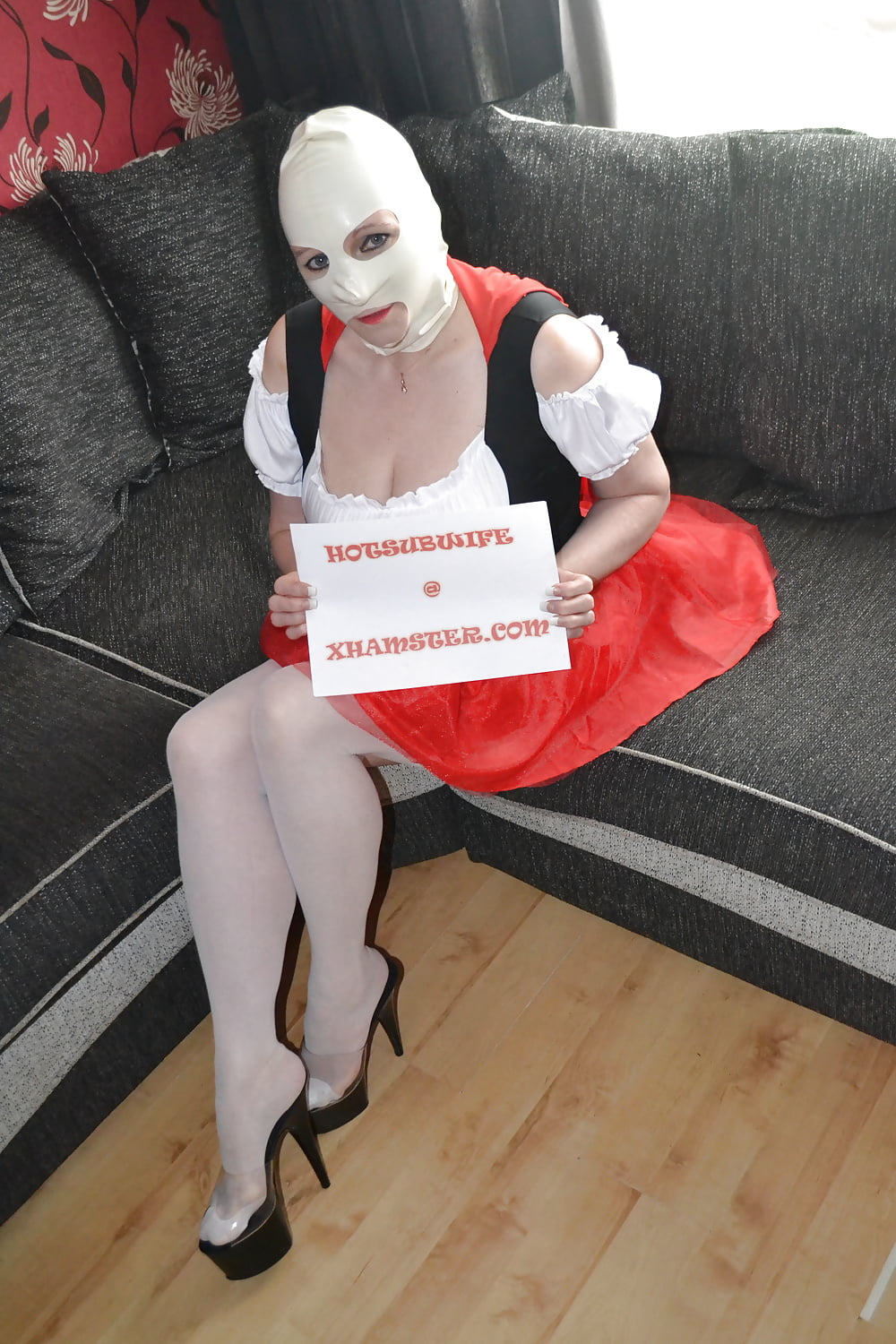 XXX HOT SUBMISSIVE WIFE