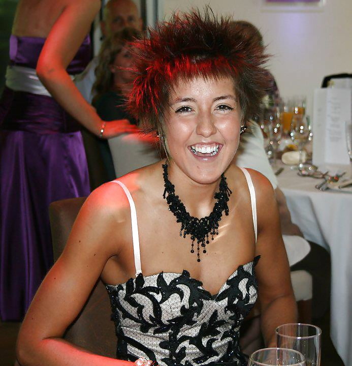 XXX Facebook short haired hotties P3