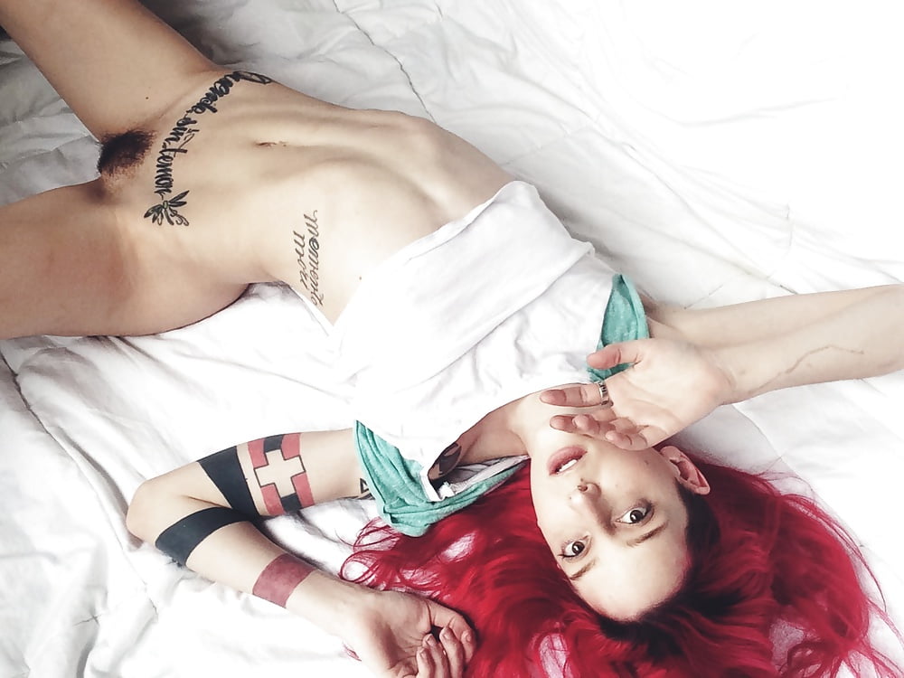 XXX spread teens 105