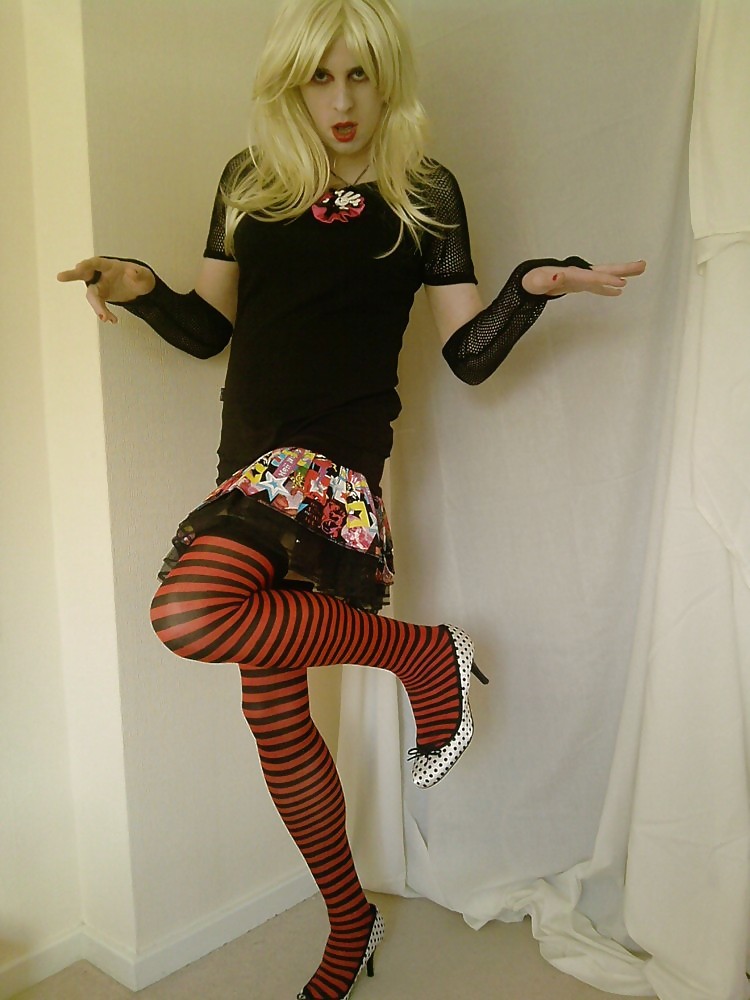 XXX Random Posing