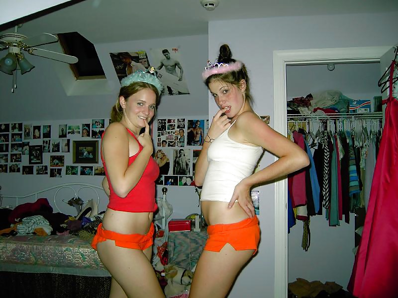 XXX Teens Sexy (no nude)