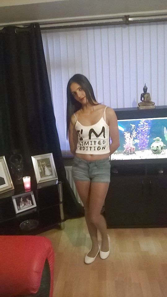 XXX British Indian Chav girl Part 3 LEAVE COMMENTS