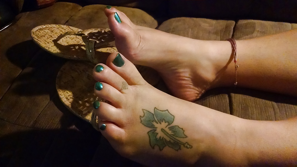 XXX Wifes Barefoot Painted Toes More Pictures Coming Soon