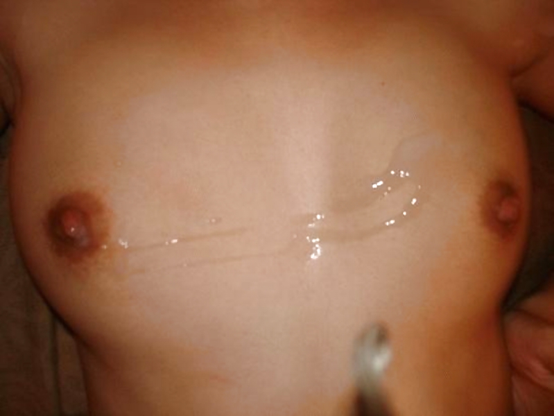 XXX Geeky Asian Chick Posing Nude While Studying