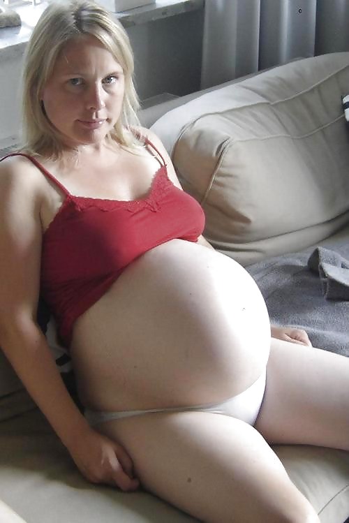 XXX sexy pregnant girls (showing belly)