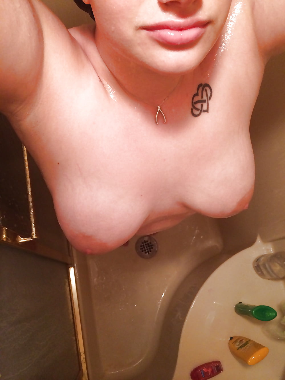 XXX Silly Selfie Teen 38