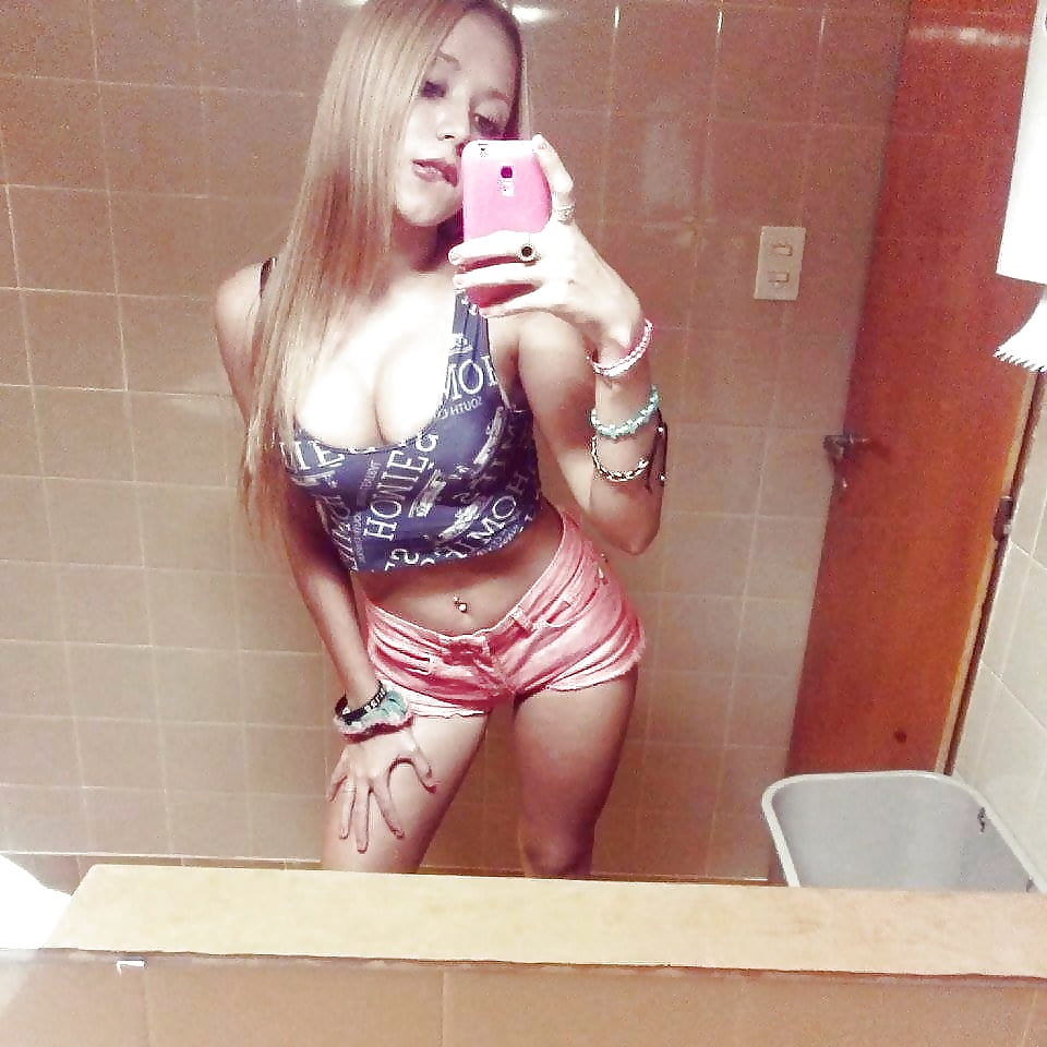 XXX More Random and Instagram sluts! Enjoy!