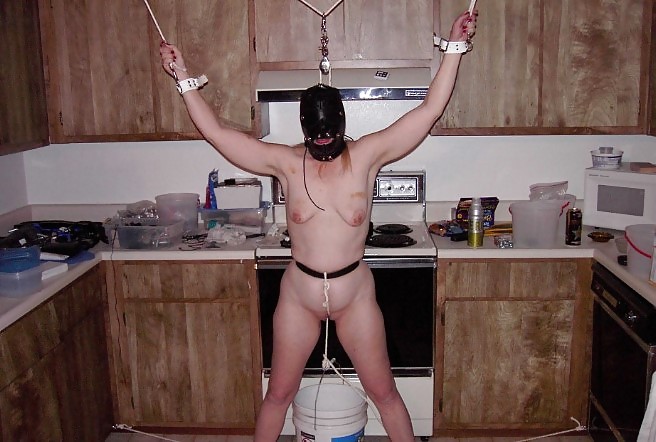 XXX Amateur housewifes in bondage
