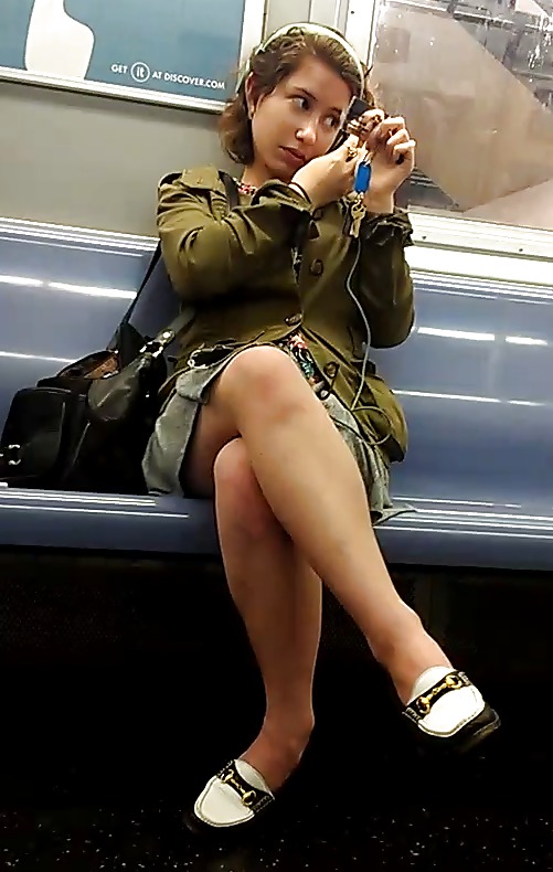 XXX New York Subway Girls