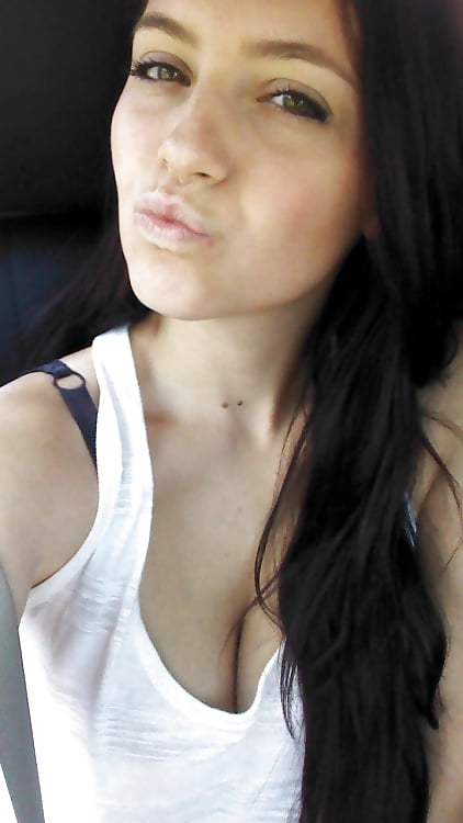 XXX hot college slut Kayla exposed
