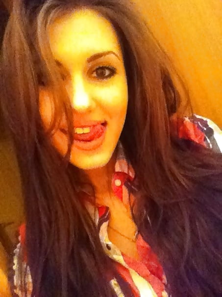 XXX (This cunt loves to suck dick)