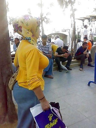 hijabis in need of cock