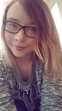 XXX Shelby sexy pout