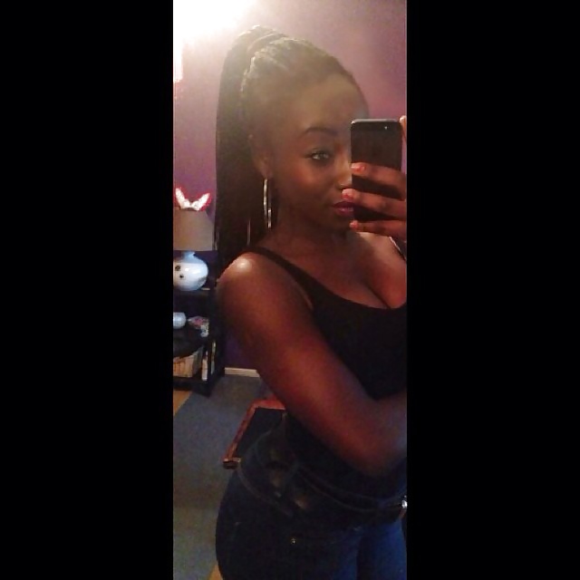 XXX Blackette salope