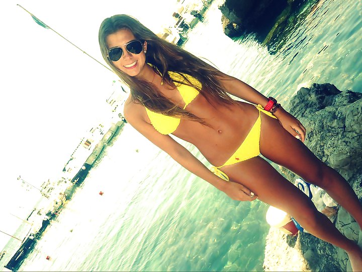 XXX Fotos en bikini
